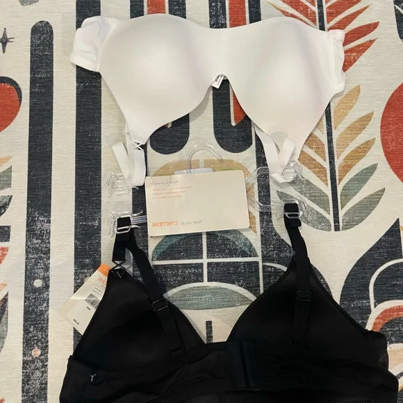 Warner's Black and White Comfort Bra 2Pack - Picture 7 of 9